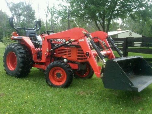 kubota L2600 USZCZELKA GŁOWICY